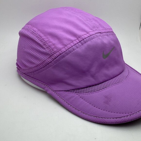 Nike 5-panel Hat Cap Daybreak Dri Fit Womens Purple Adjustable Lightweight - Picture 2 of 5